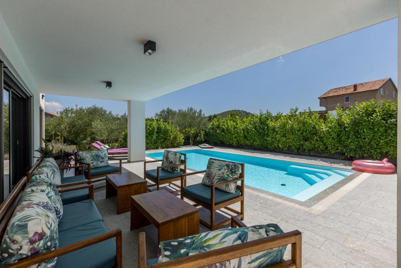Villa O Водице Екстер'єр фото
